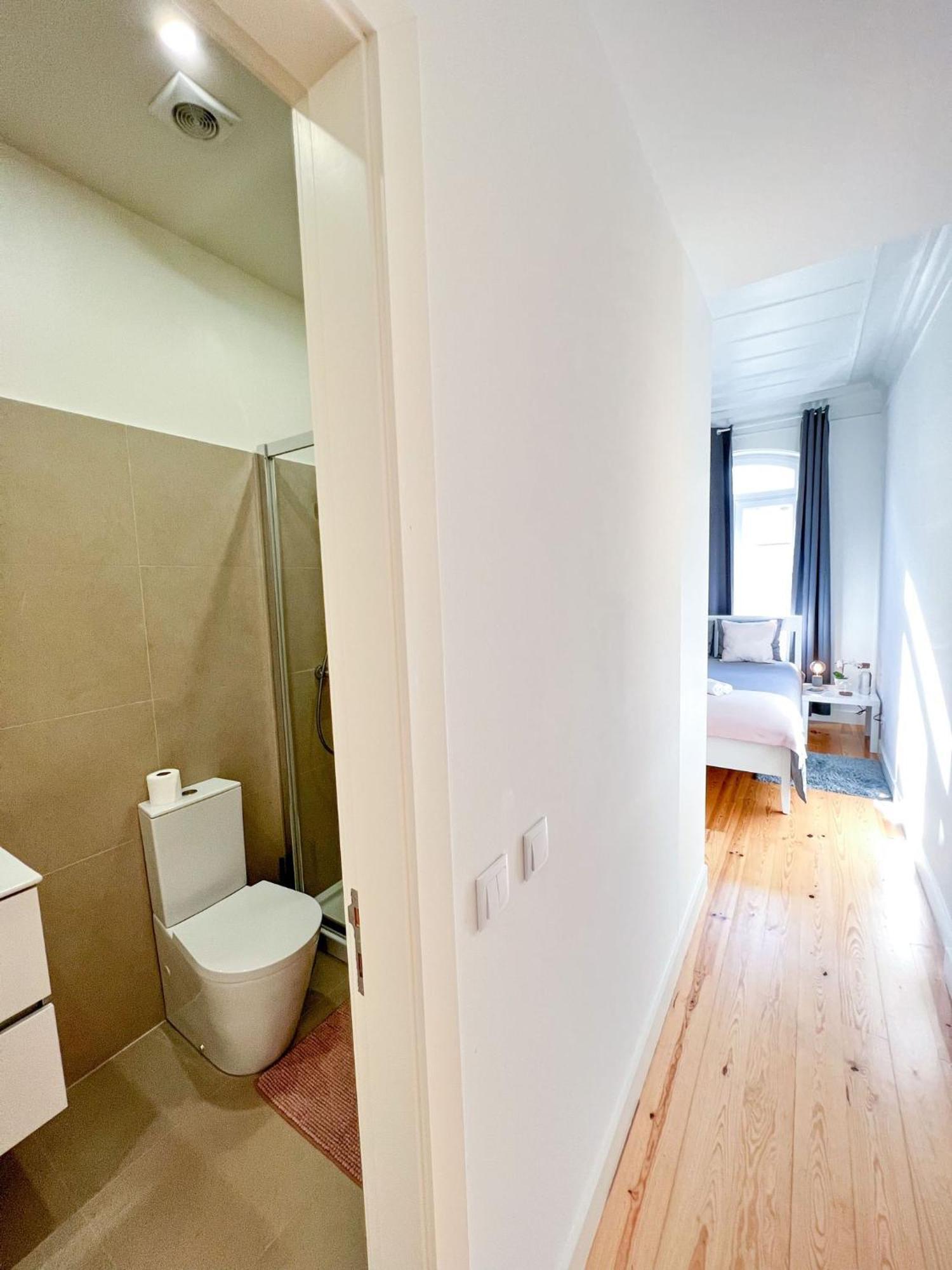 Cozy Room With Privative Bathroom On Rua Augusta Lisboa Kültér fotó